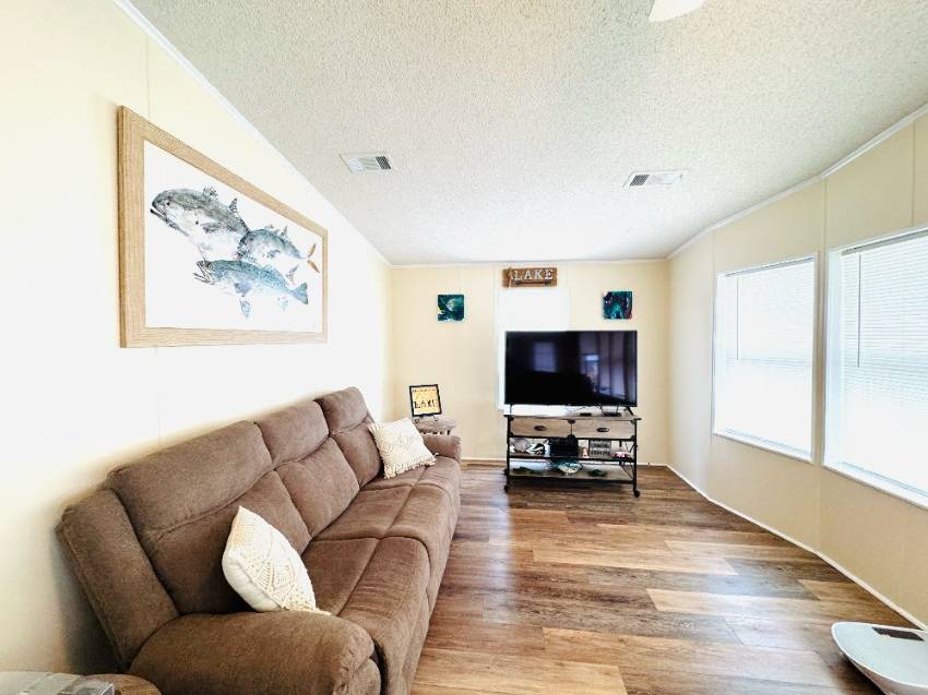 22 Henry Drive a Winter Haven, FL Mobile or Manufactured Home for Sale